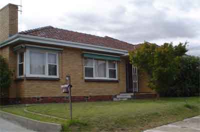 Its defences are down, 4 Flowers Street, South Caulfield in 2005.