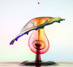 Photograph of a drop of water by Markus Reugels